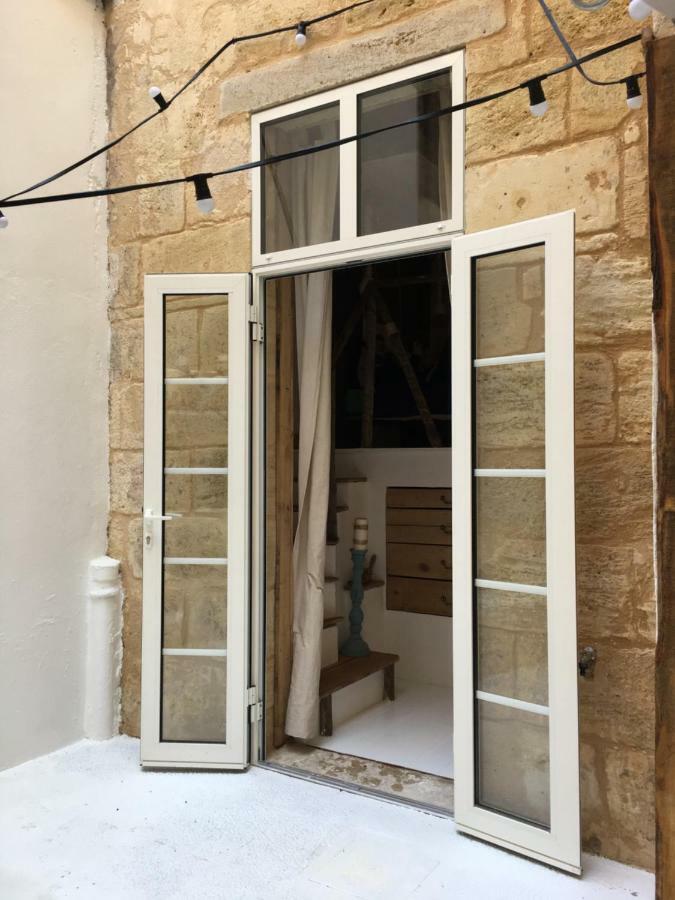 Mirmont Greek Style Apartment Bordeaux Exterior photo